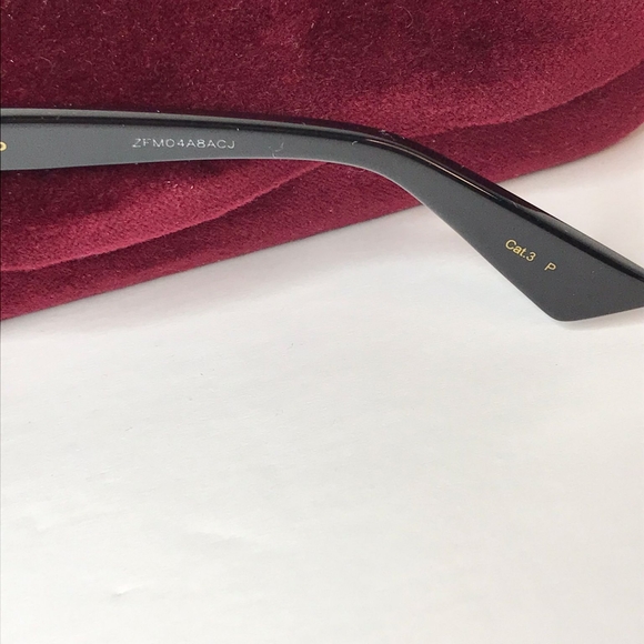 💯 original Gucci Grey Gradient Cat Eye Ladies Sunglasses GG0022S 001 - Picture 10 of 11